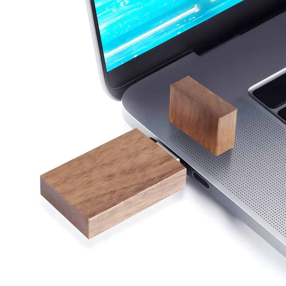 neues holz usb flash drive