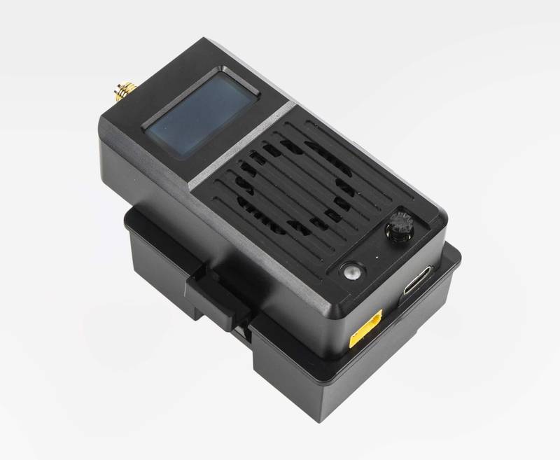 2.5W 720-990MFPV Transmitter with OLED Screen, Fan Cooling, and XT60USB-C Interface