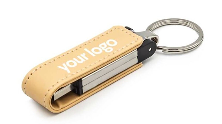 Блестящие серебристые поворотные USB-накопители