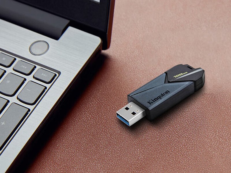 Memoria USB de alta velocidad Kingston DTXON Series 3.2