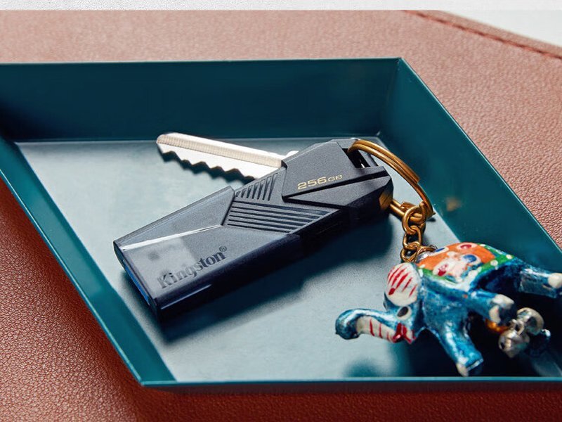 Memoria USB de alta velocidad Kingston DTXON Series 3.2