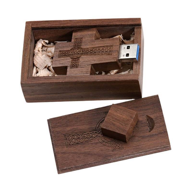 wooden-cross-usb3.0-flash-drive